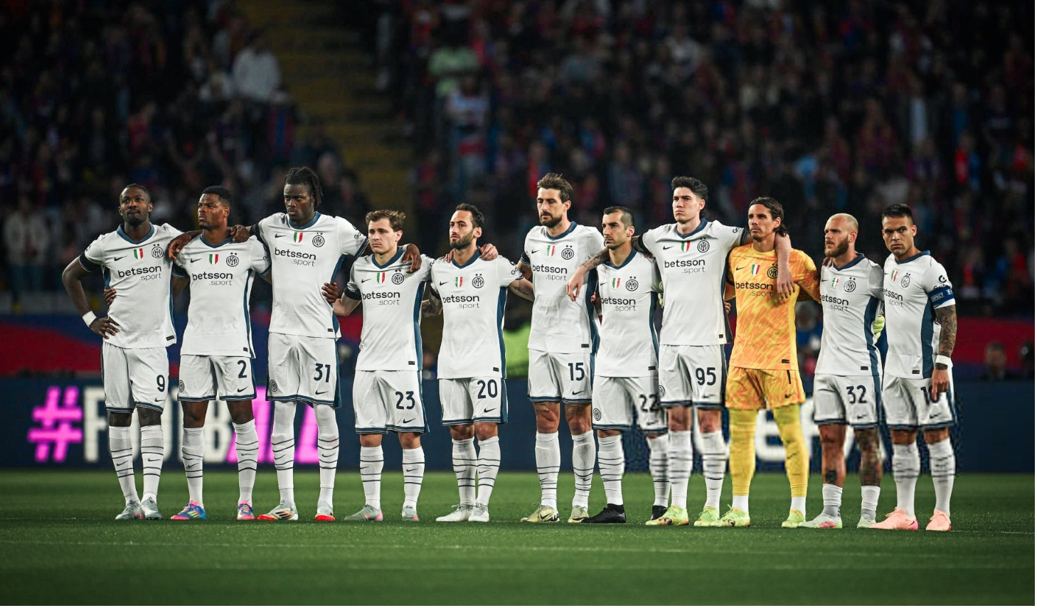 包含沃尔夫斯堡客场胜出，欧战席位渐行渐近的词条