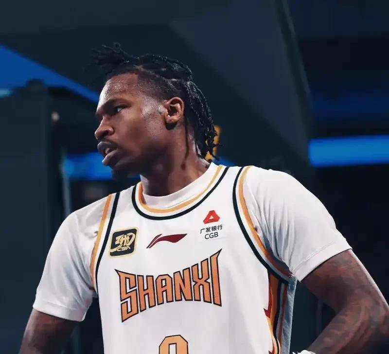 开云体育亚洲官网-昔日CBA巨星加盟外援联赛，重燃篮球梦想