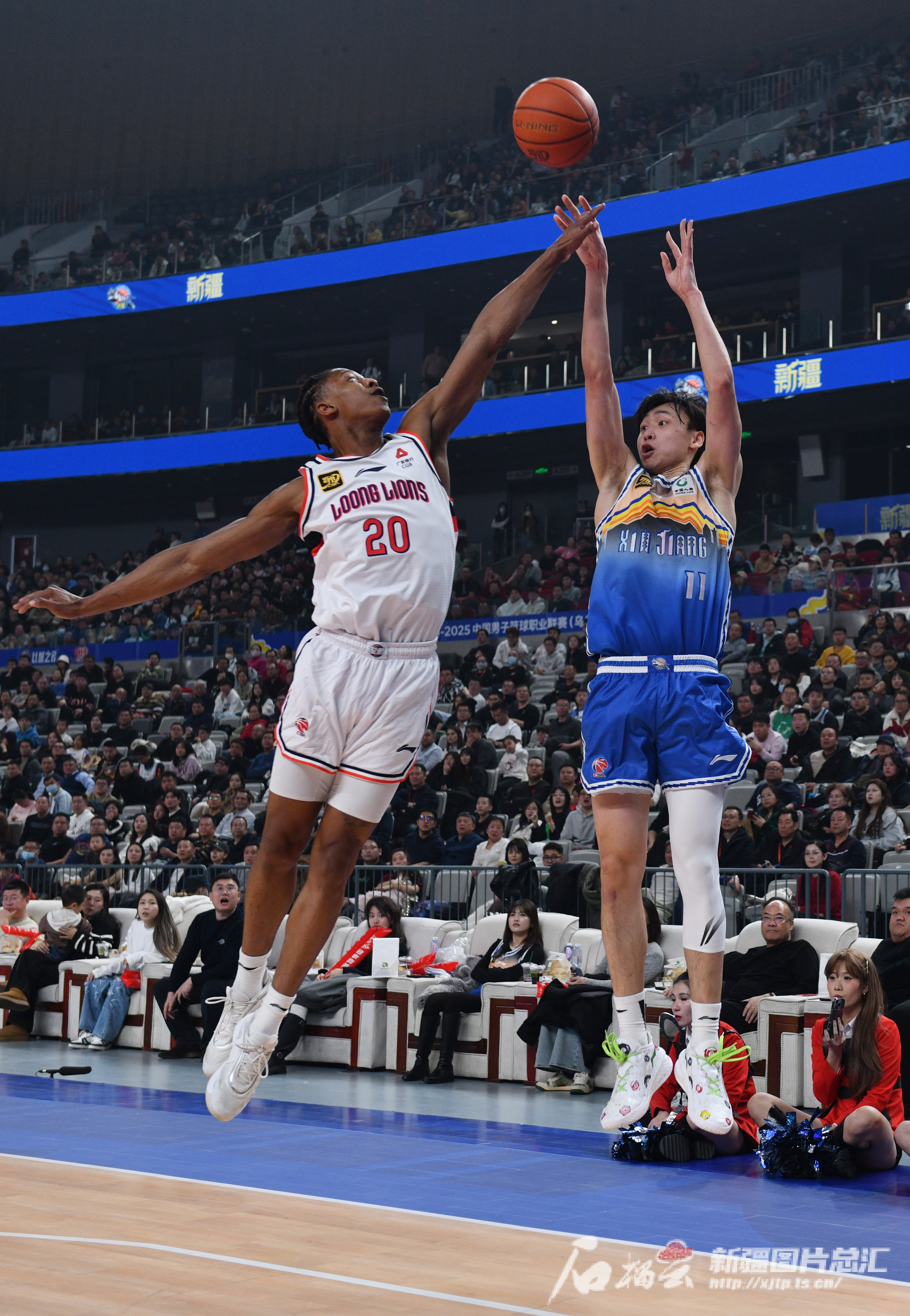 开云体育网页版登录入口-上海男篮擒下新疆队，晋级半决赛