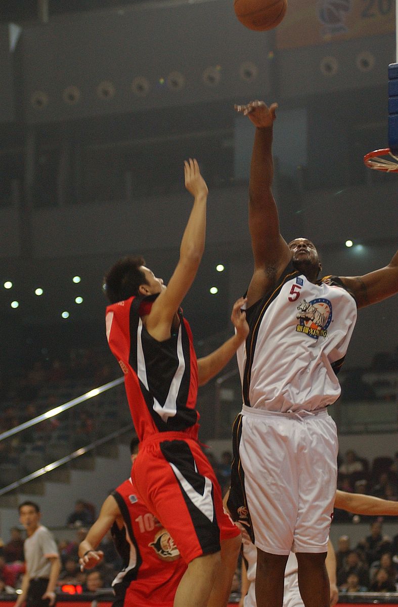 开云体育平台-令人热血沸腾的比赛，场面火爆惊心动魄