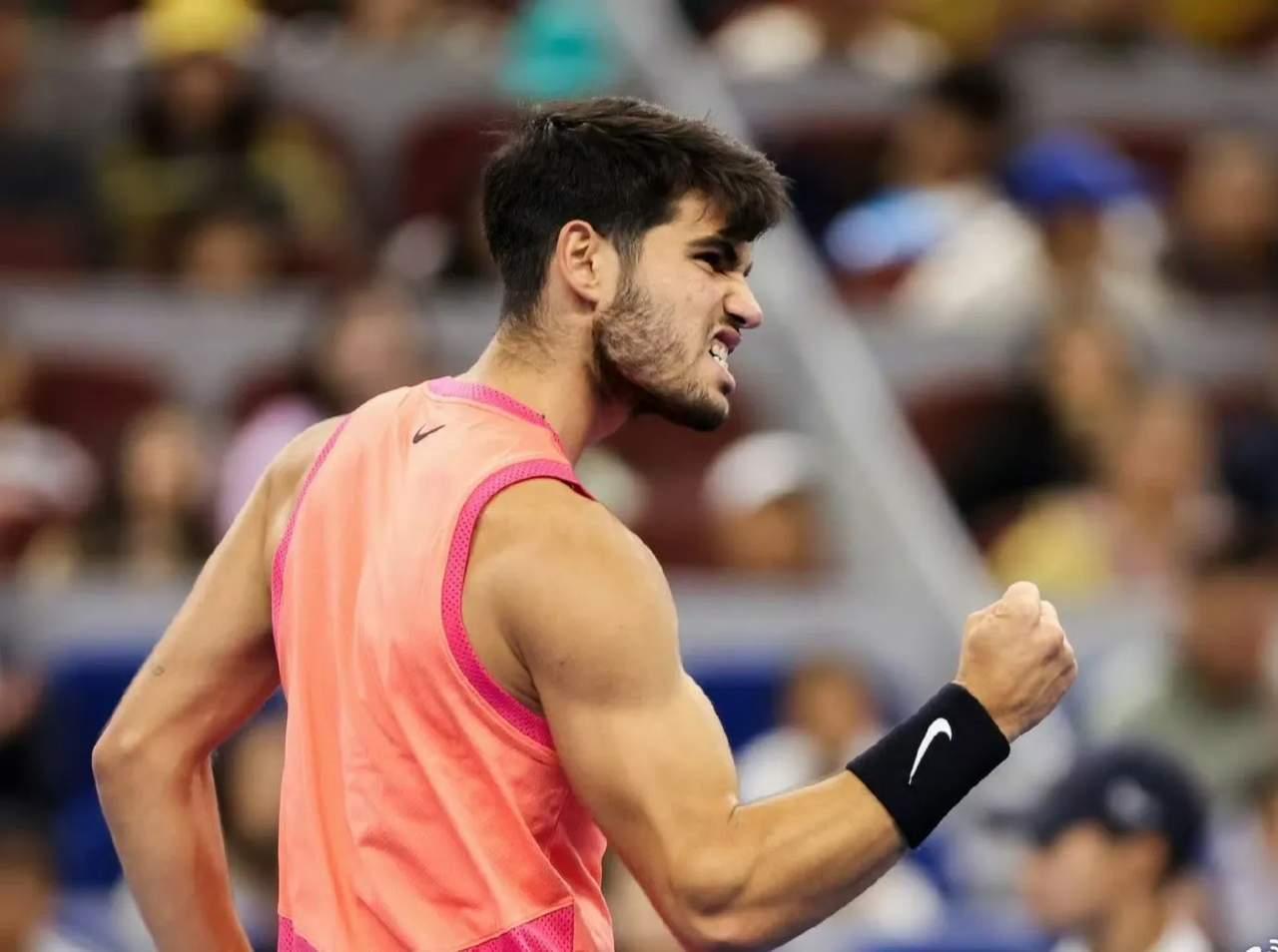 南斯拉夫网球选手成功逆转，晋级半决赛