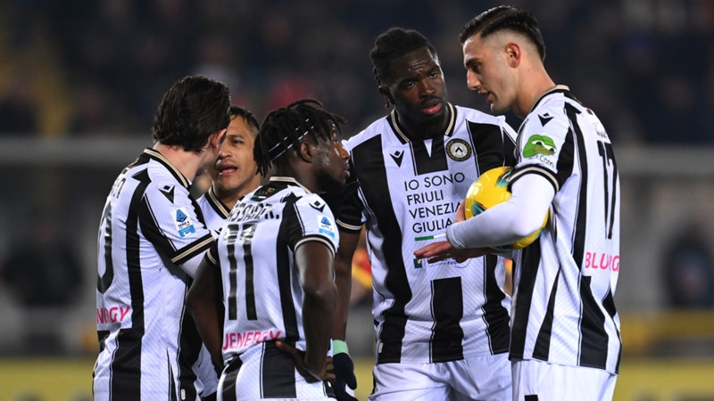 AC米兰客场战胜乌迪内斯，继续保持不败的简单介绍