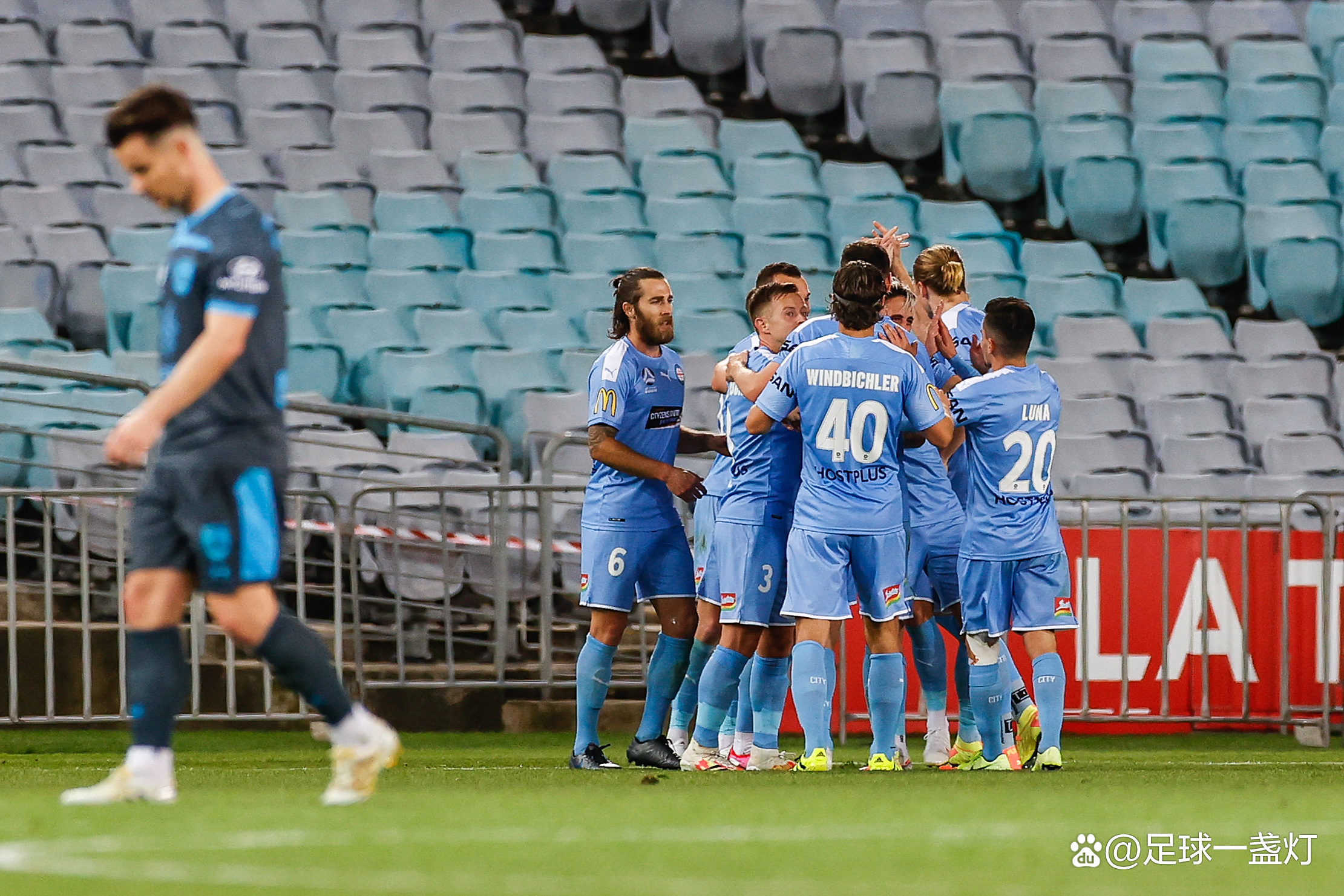 开云体育网站-包含澳大利亚队员在国际比赛中勇往直前，备受关注的词条