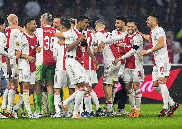 关于经纪人透露欧洲俱乐部引援策略的信息 关于经纪人透露欧洲俱乐部引援策略的信息