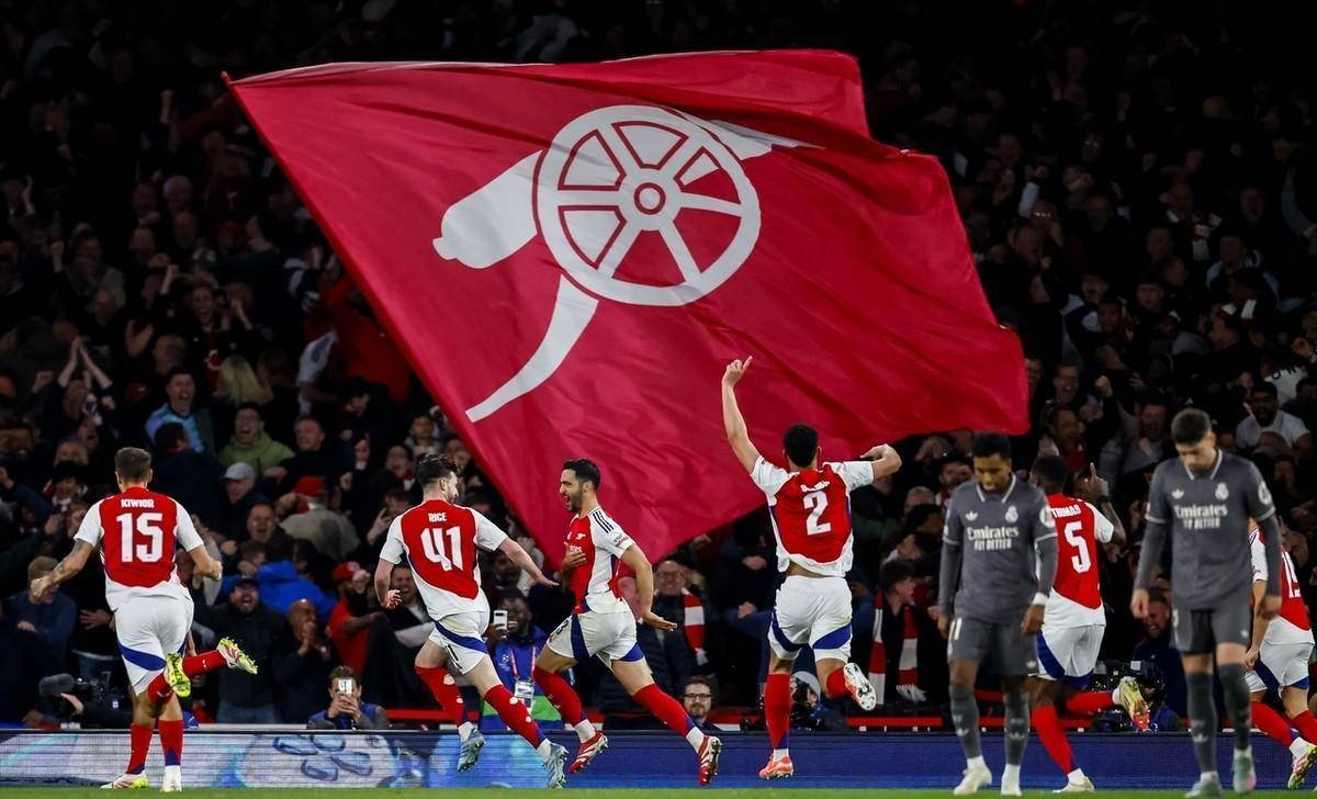 开云体育-阿贾克斯越战越勇，欧冠赛场屡创新价值的简单介绍