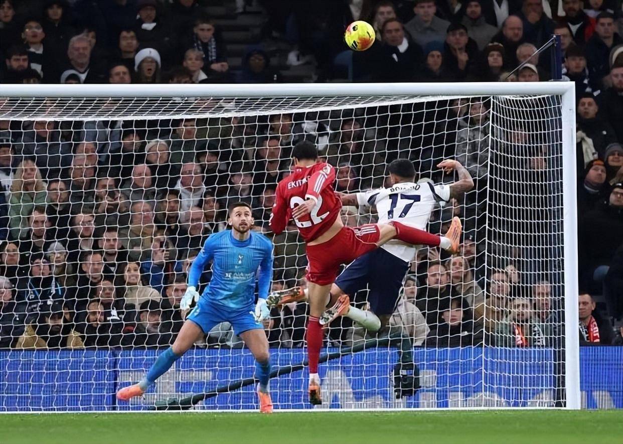 开云体育直播-热刺球员集体调整，积极备战接下来比赛的简单介绍