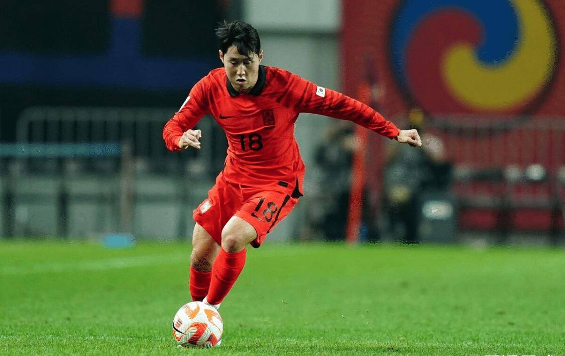 国内足球比赛中精彩纷呈，引人入胜