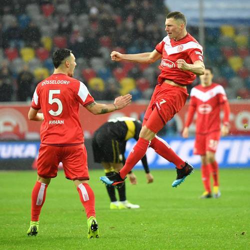 开云体育登录-荷兰客场大胜斯洛伐克，晋级欧预赛决赛的简单介绍